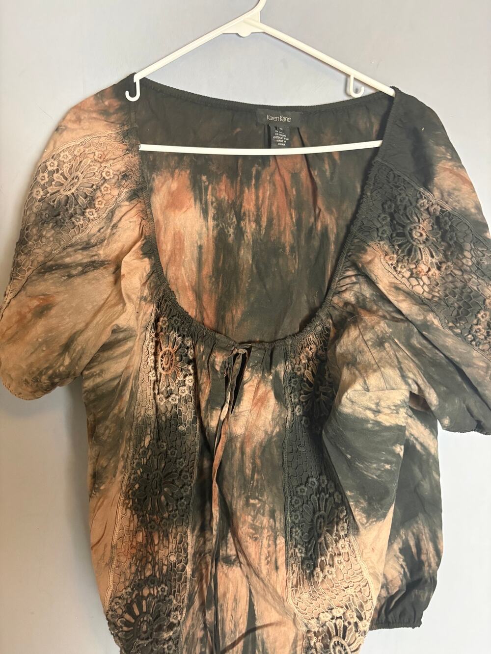 Karen Kane Tie Dye Lace Trim Blouse Size 2X Read